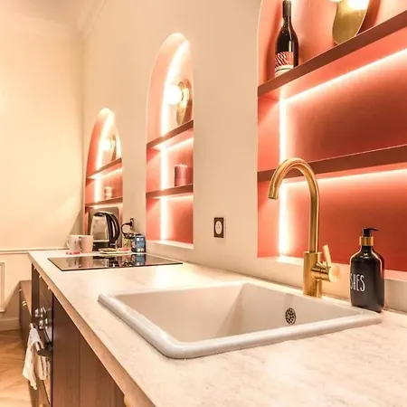 Conciergerie - Stylish And Quiet - 2 Bedrooms With Netflix شقة